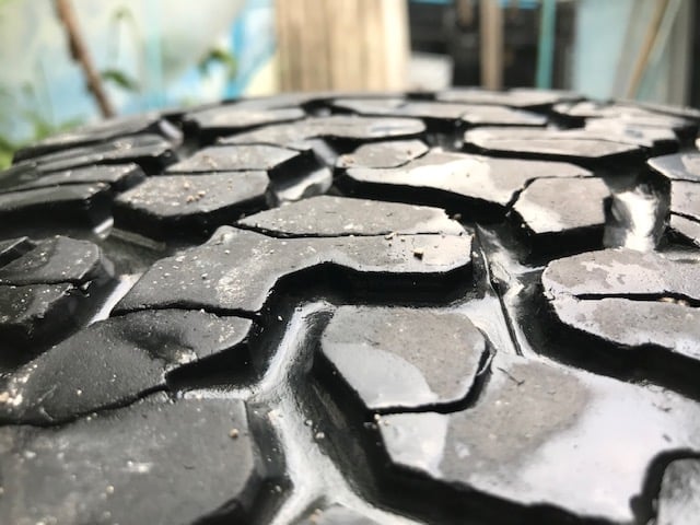 Lenso max1 ขอบ16 ดำด้าน พร้อมยาง Bf 265-75-16 Lenso max1 ขอบ16 ดำด้าน พร้อมยาง Bf 265-75-16