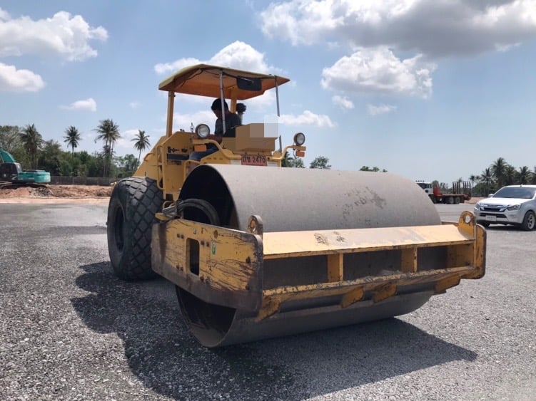 รถบด Sakai sv512D 8000 ชั่วโมง เครื่องดี ปั้มแรง เอวแน่นรถพร้อม 06868449044