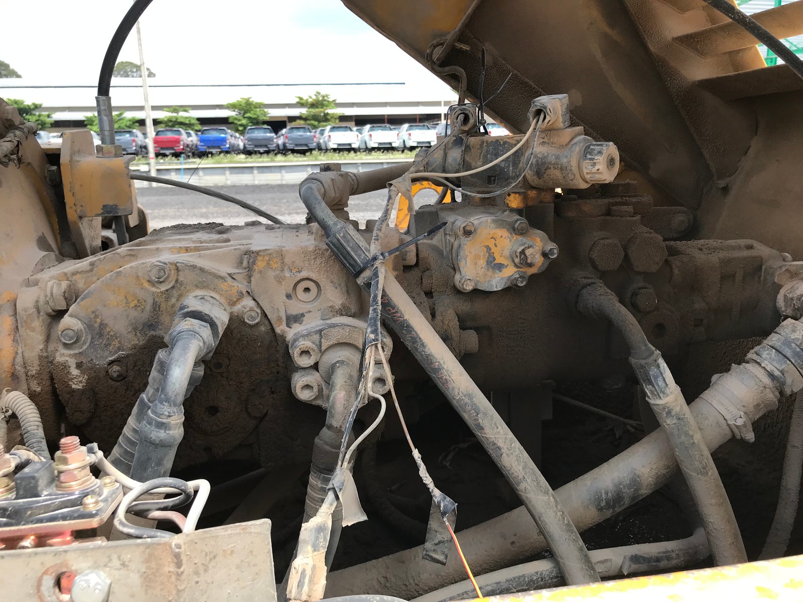 รถบด Sakai sv512D 8000 ชั่วโมง เครื่องดี ปั้มแรง เอวแน่นรถพร้อม 06868449044