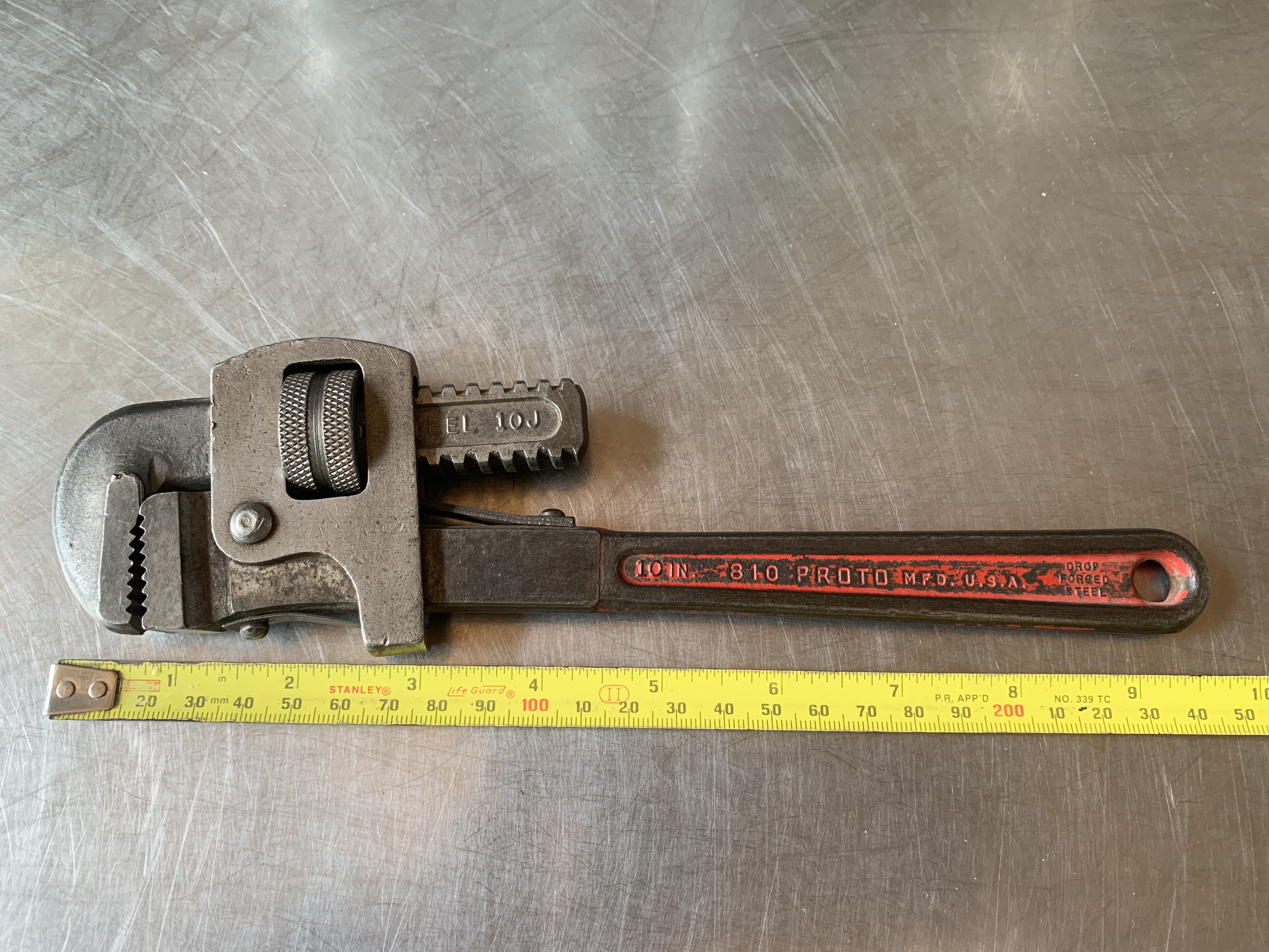 ประแจคอม้าโบราณ