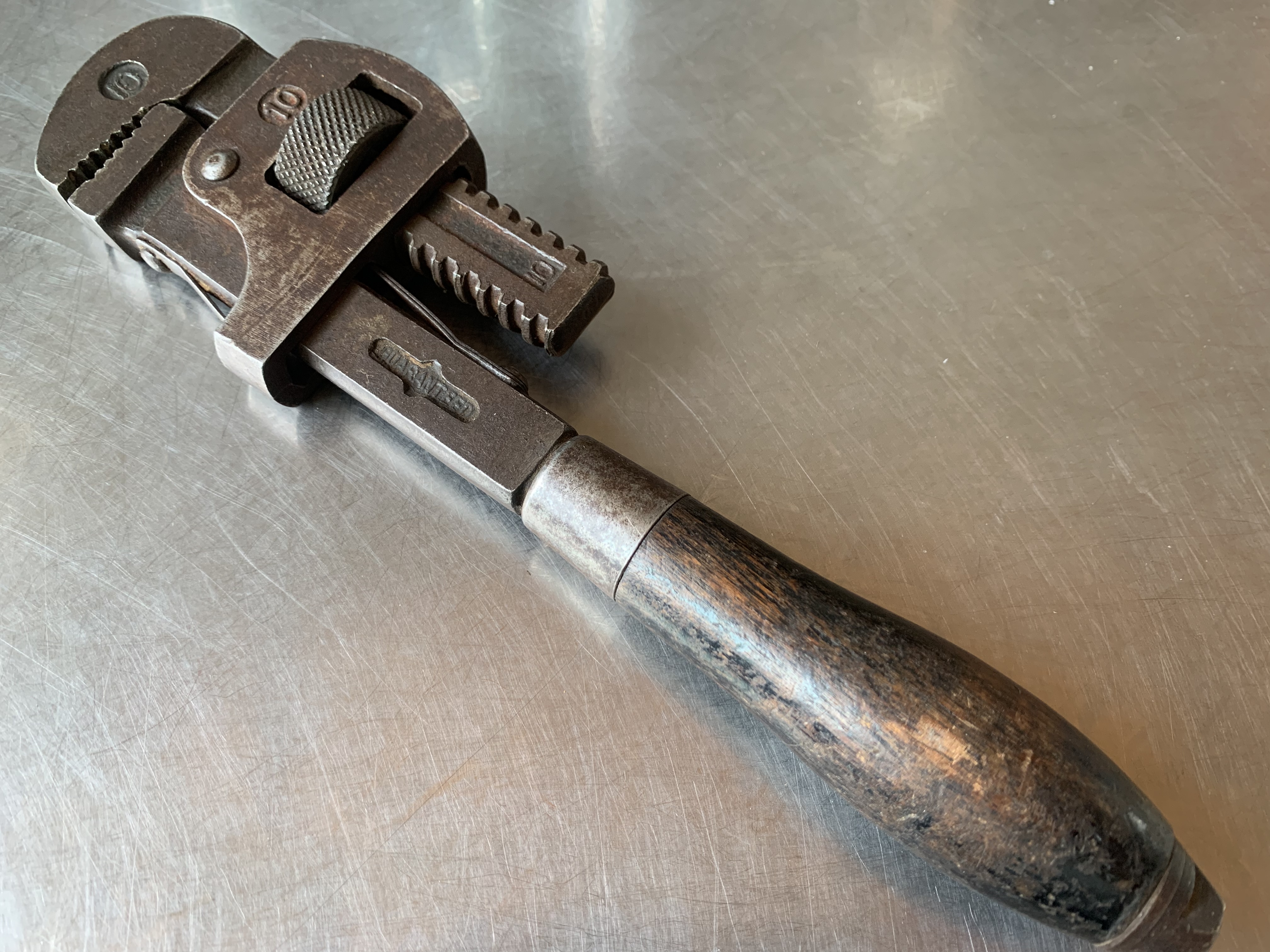 ประแจคอม้าโบราณ