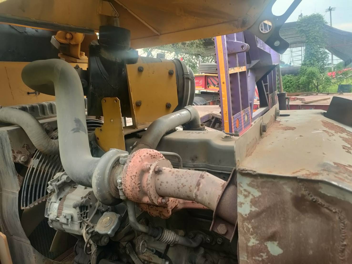 ขายรถบดSAKAI SV520D เอกสารเล่มทะเบียน ชั่วโมง 5000กว่า  2เปลือก2เพลา หนามหุ้มเรียบ เครื่องดี ปั้มดี ระบบสั่นดีราคา 1,580,000฿โทร0867379991อ๊อฟ พิจิตร