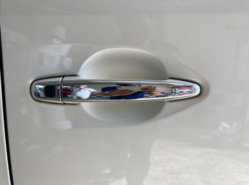 ขายเบ้ามือเปิดประตูโครเมี่ยมรถยนต์ TOYOTA รุ่น ALPHARD 2.4L ปี 2008-2014