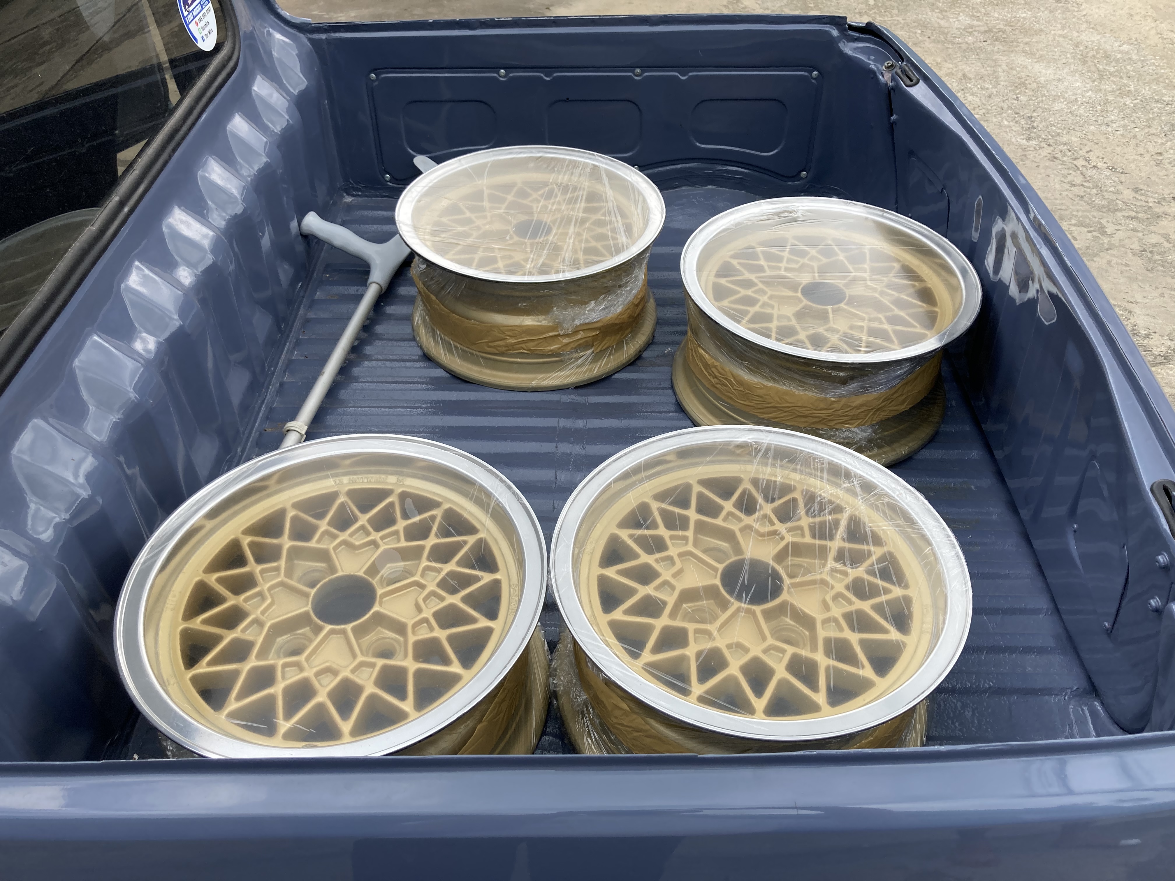 ขายล้อแม็กซ์ HOTWIRE 4 ขอบ 13 นิ้ว 4 รู 110 กว้าง 6 นิ้ว PCD 13