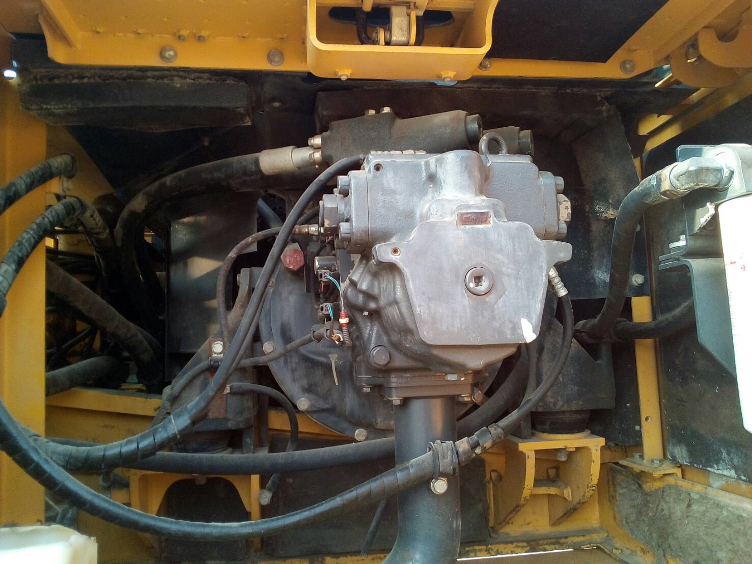 KOMATSU รุ่น PC300-8 KOMATSU รุ่น PC300-8