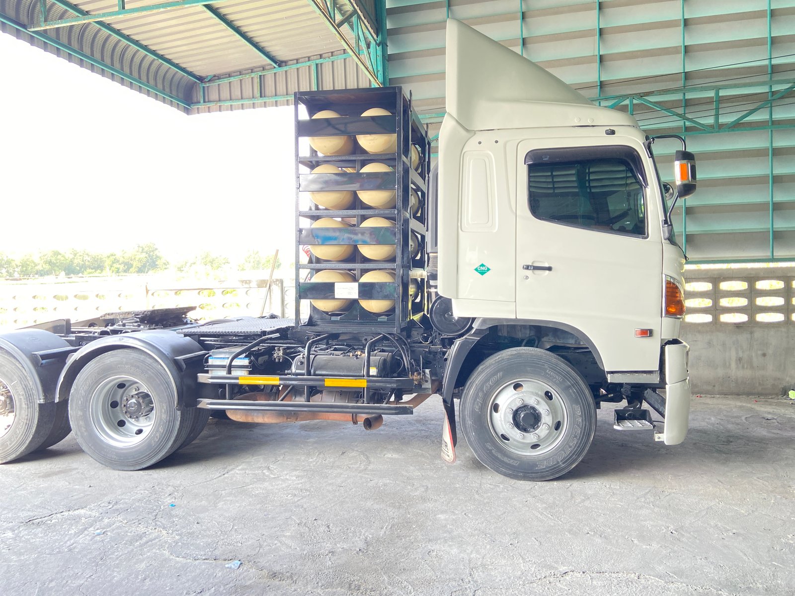 ขายสิบล้อหัวลากก๊าซโรงงาน HINO 360ปี55 รถสวยเครื่องดีเกียร์ดี