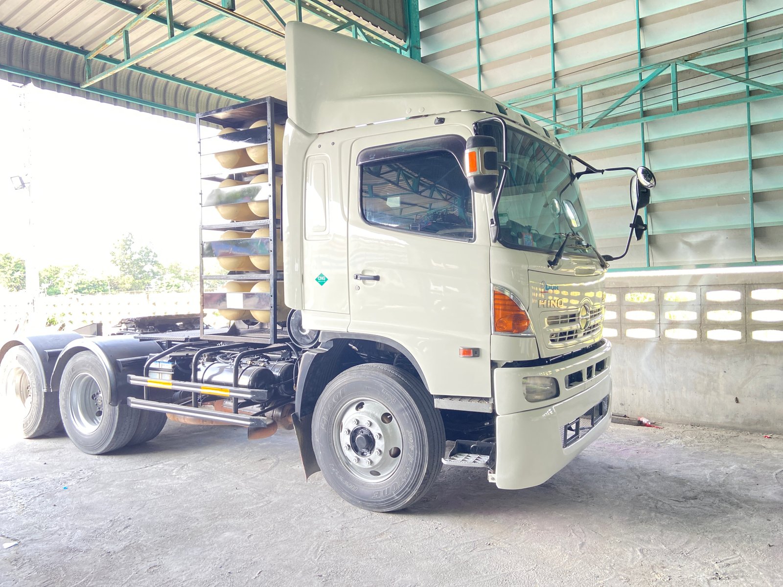 ขายสิบล้อหัวลากก๊าซโรงงาน HINO 360ปี55 รถสวยเครื่องดีเกียร์ดี