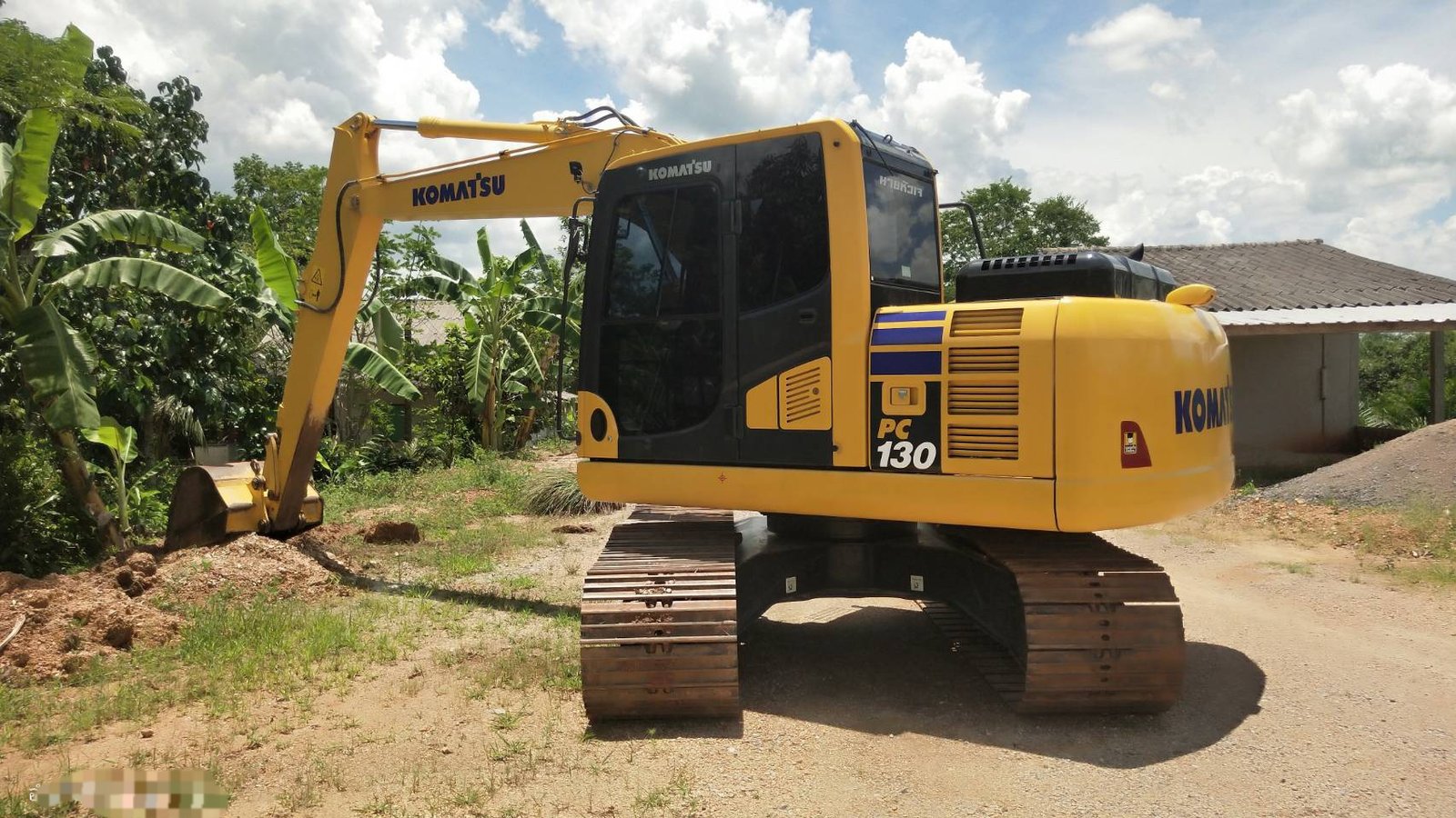 รถแบคโฮ KOMATSU PC 130-10MO สภาพสวย สนใจติดต่อ 089-4625982