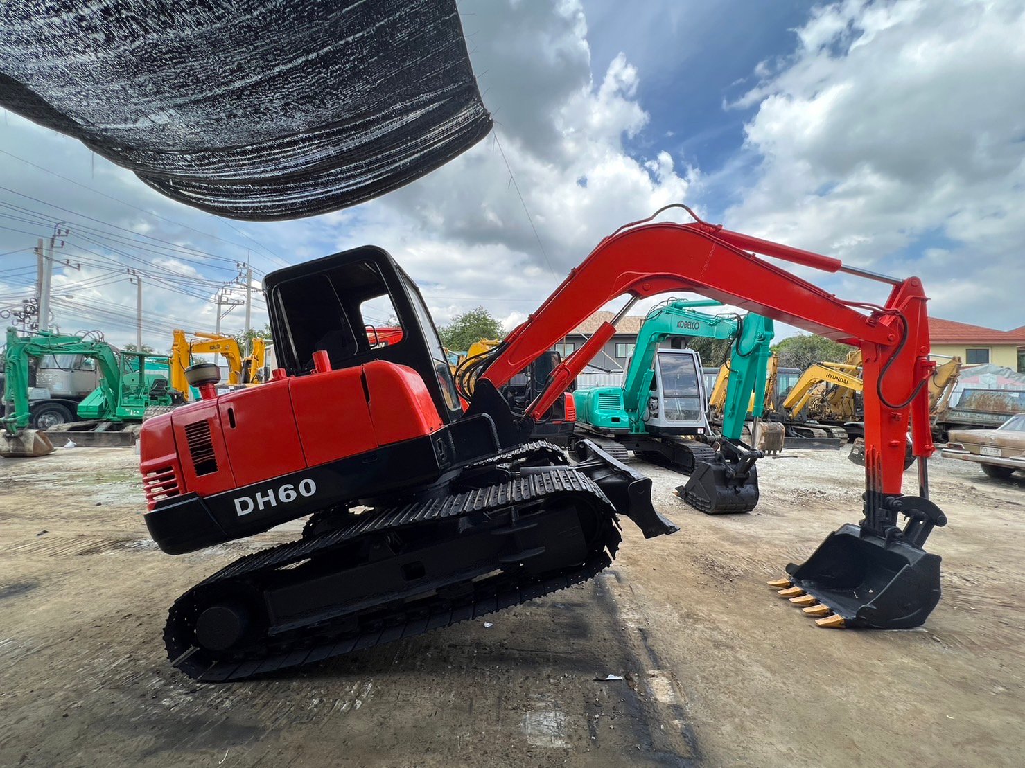 DOOSAN DH55-V สภาพดีเก่าญี่ปุ่น 
มีชุดจดทะเบียนกับใบแจ้งจำหน่าย