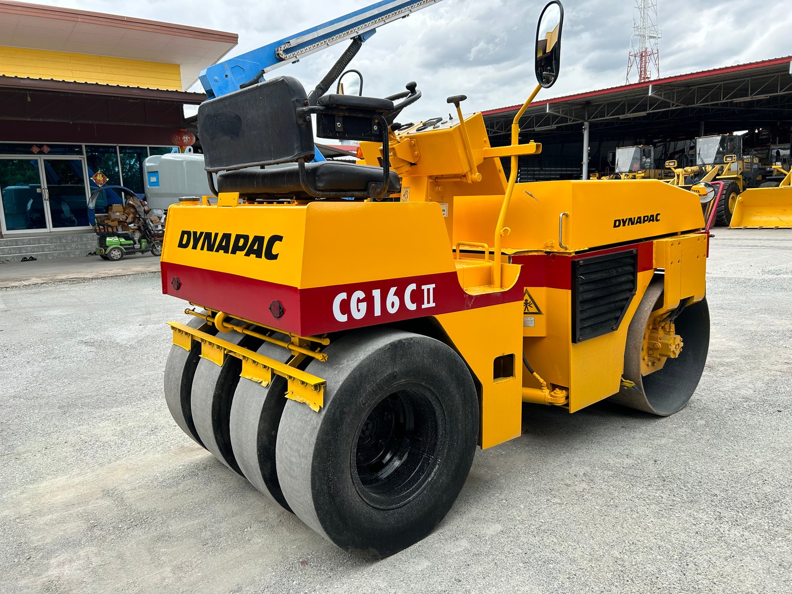 รถบด DYNAPAC CG16C II ขนาด 3.5ตัน รถเก่านอกนำเข้า ติดต่อ Line jiraroj2909