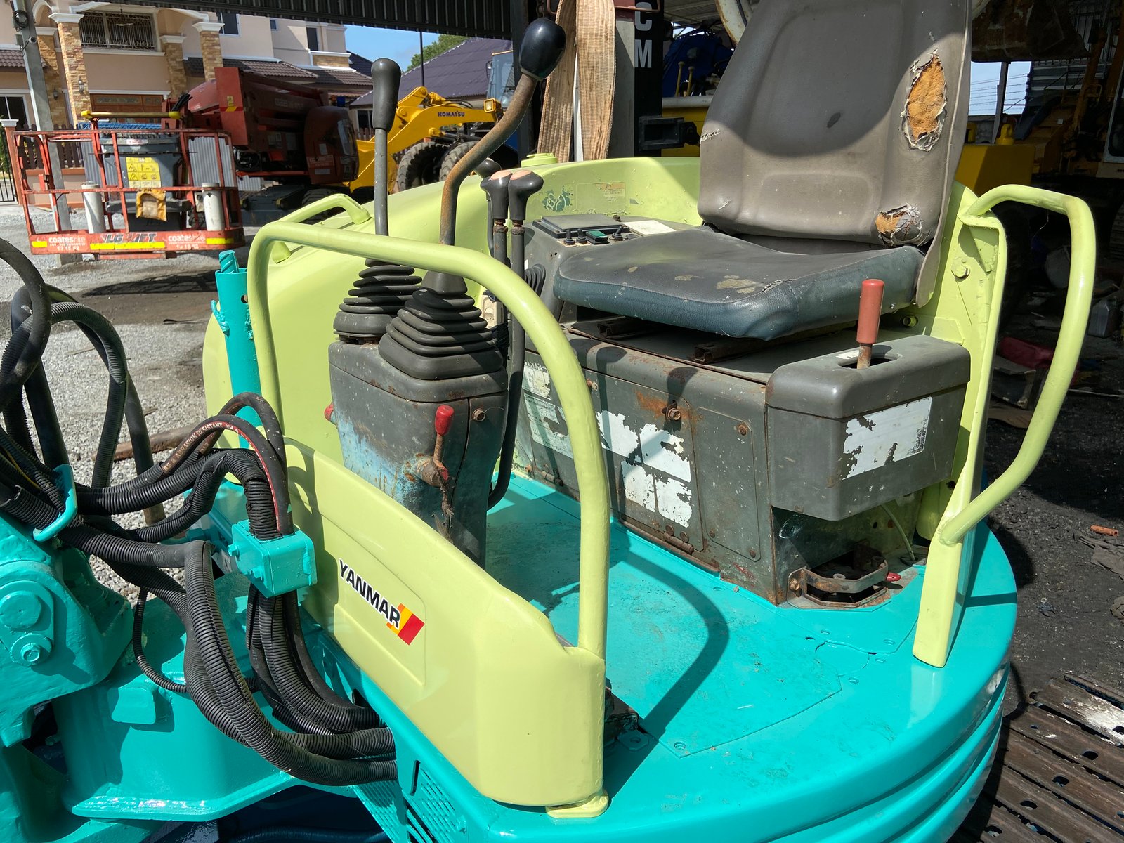 รถแบคโฮ YANMAR VIO30-1 ขนาด 3ตัน รถเก่านอก ติดต่อ Line jiraroj2909