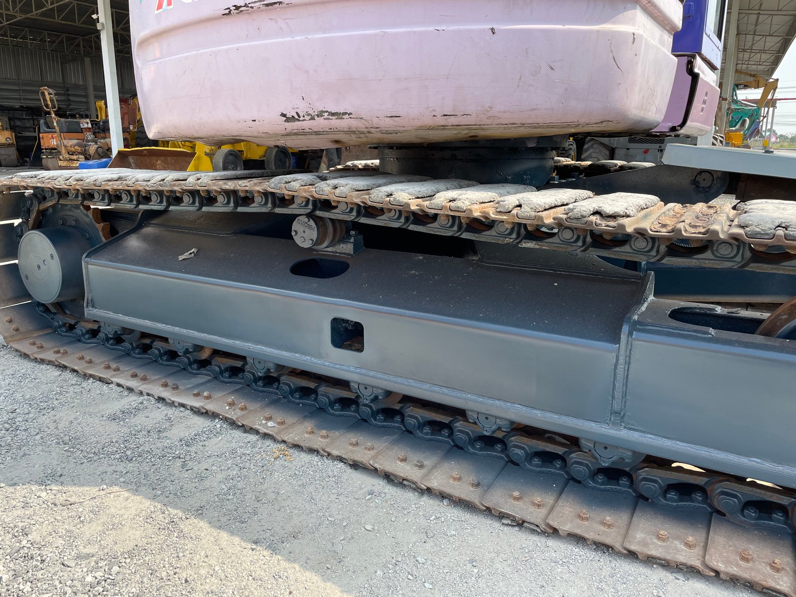 รถแบคโฮ SUMITOMO SH75U-2  ขนาด 7.5ตัน  มีหัวกระแทกและบุ้งกี๋ รถเก่านอกนำเข้า  ติดต่อ  Line jiraroj2909