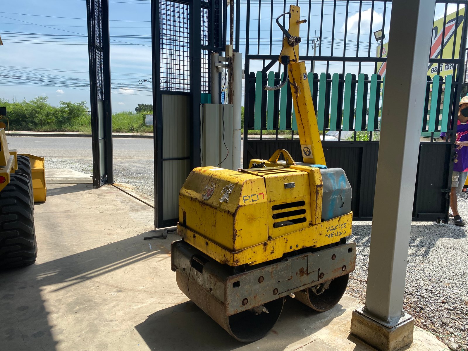 รถบดเดินตาม WACKER NEUSON RD7H-S เก่านอกนำเข้า ติดต่อ Line jiraroj2909