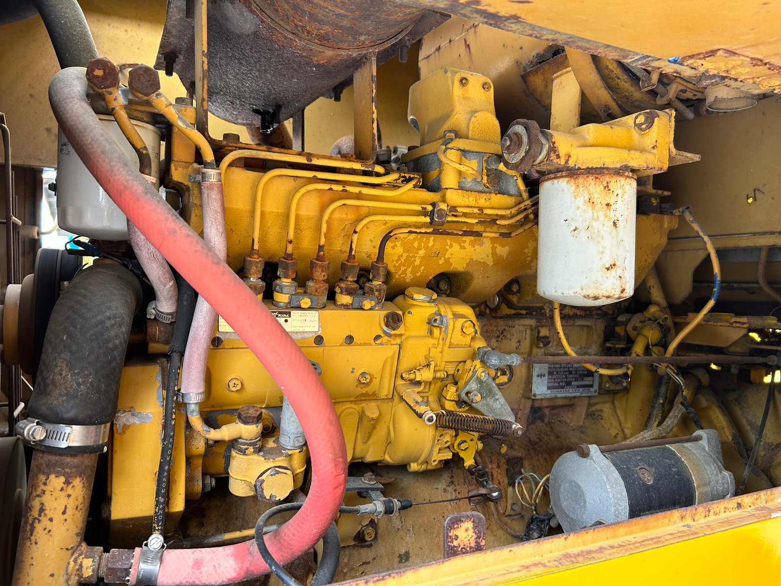 รถตักล้อยาง KOMATSU WA180 บุ้งกี๋ 1.6 คิว ยกสูง 3.3 ม. รถเก่านอกนำเข้า ติดต่อ Line jiraroj2909