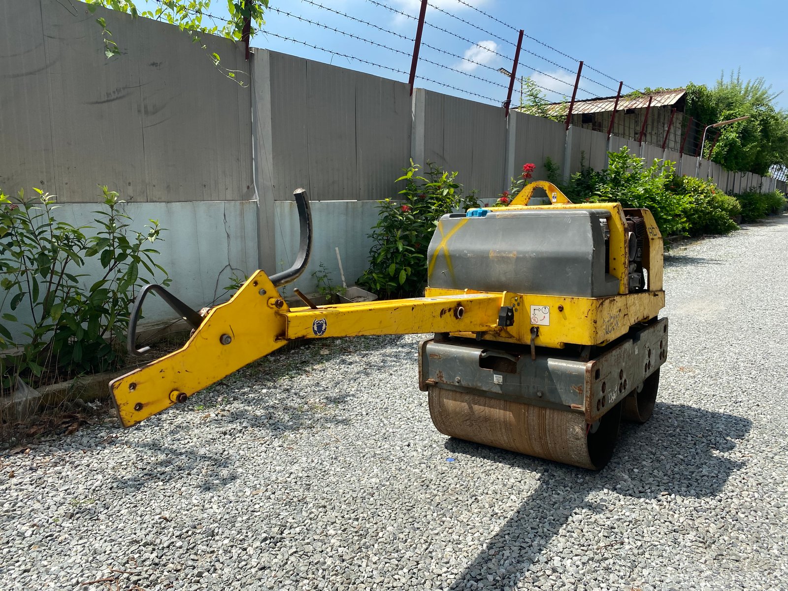 รถบดเดินตาม WACKER NEUSON RD7H-S เก่านอกนำเข้า ติดต่อ Line jiraroj2909