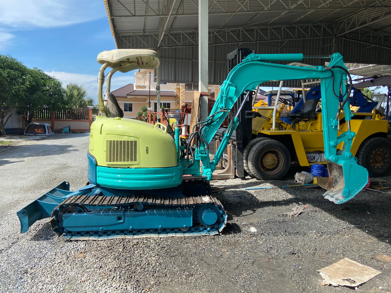 รถแบคโฮ YANMAR VIO30-1 ขนาด 3ตัน รถเก่านอก ติดต่อ Line jiraroj2909