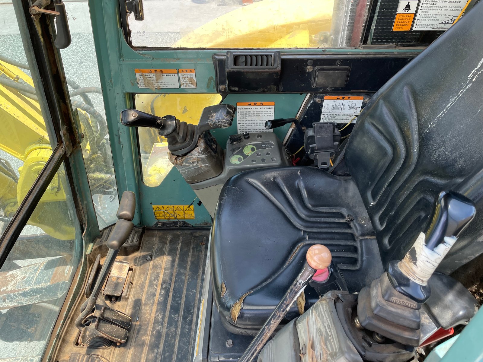 รถแบคโฮ YANMAR VIO80B ขนาด 8ตัน รถเก่านอก ติดต่อ Line jiraroj2909
