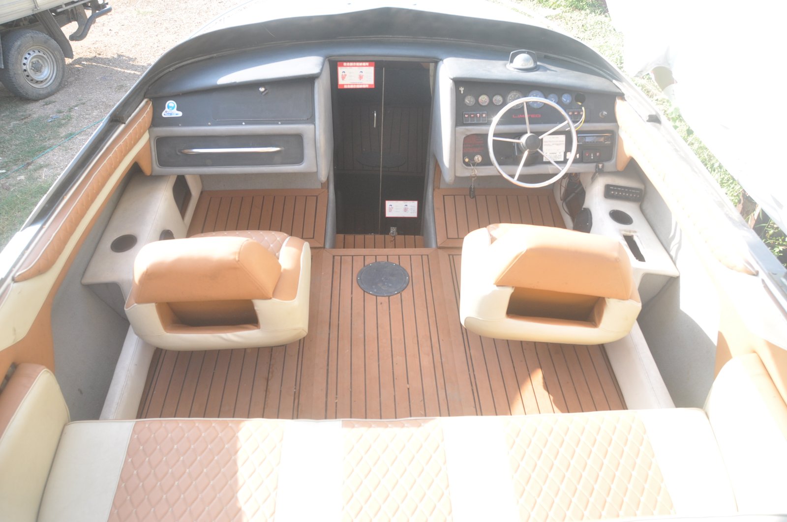 ขาย บอดี้ เรือ( HULL ONLY) classic luxury CHRIS CRAFT 23 ฟุต เรือ เกรดสูงของ อเมริกา ขาย บอดี้ เรือ( HULL ONLY) classic luxury CHRIS CRAFT 23 ฟุต เรือ เกรดสูงของ อเมริกา