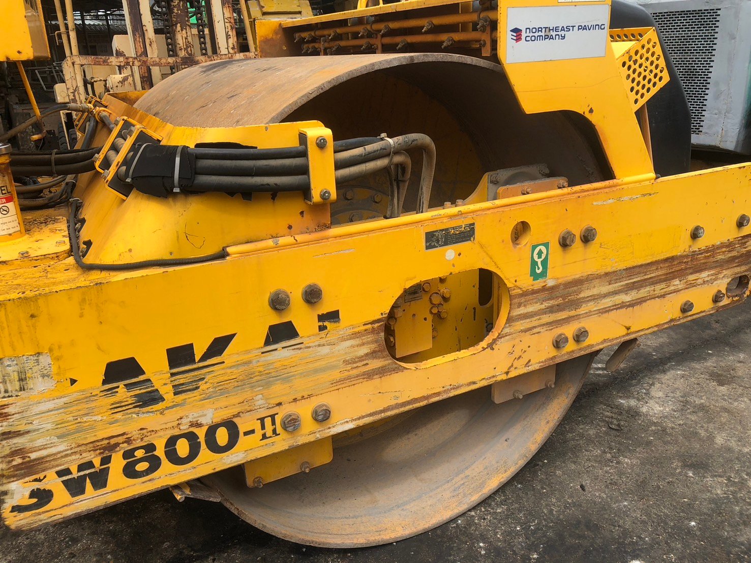 รถบดสั่นสะเทือน 10 ตัน SAKAI-SW800 ปี 2010 เครื่องด้อยซ์ 4 สูบ
