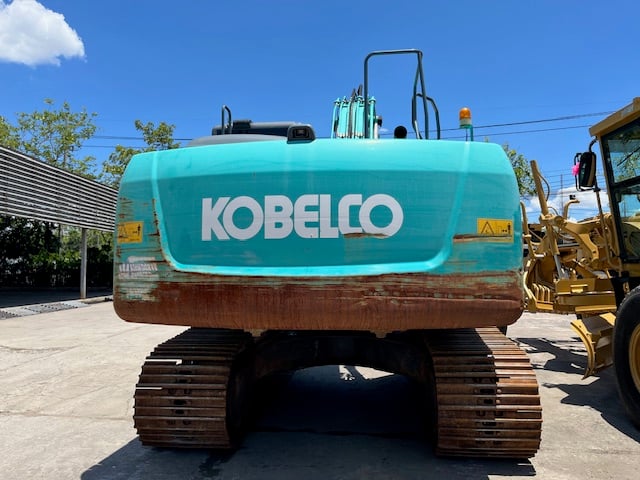 รถขุด Kobelco SK200-9 สภาพดี มาใหม่ ปี 2017 เก๋งแอร์ ระบบครบ รถขุด Kobelco SK200-9 สภาพดี มาใหม่ ปี 2017 เก๋งแอร์ ระบบครบ