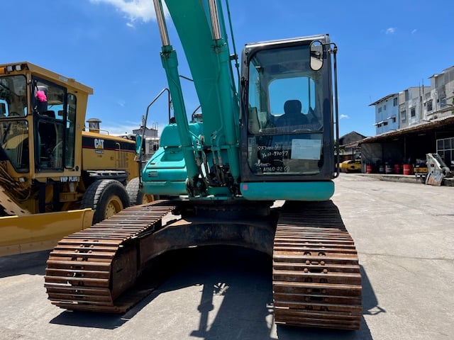 รถขุด Kobelco SK200-9 สภาพดี มาใหม่ ปี 2017 เก๋งแอร์ ระบบครบ รถขุด Kobelco SK200-9 สภาพดี มาใหม่ ปี 2017 เก๋งแอร์ ระบบครบ