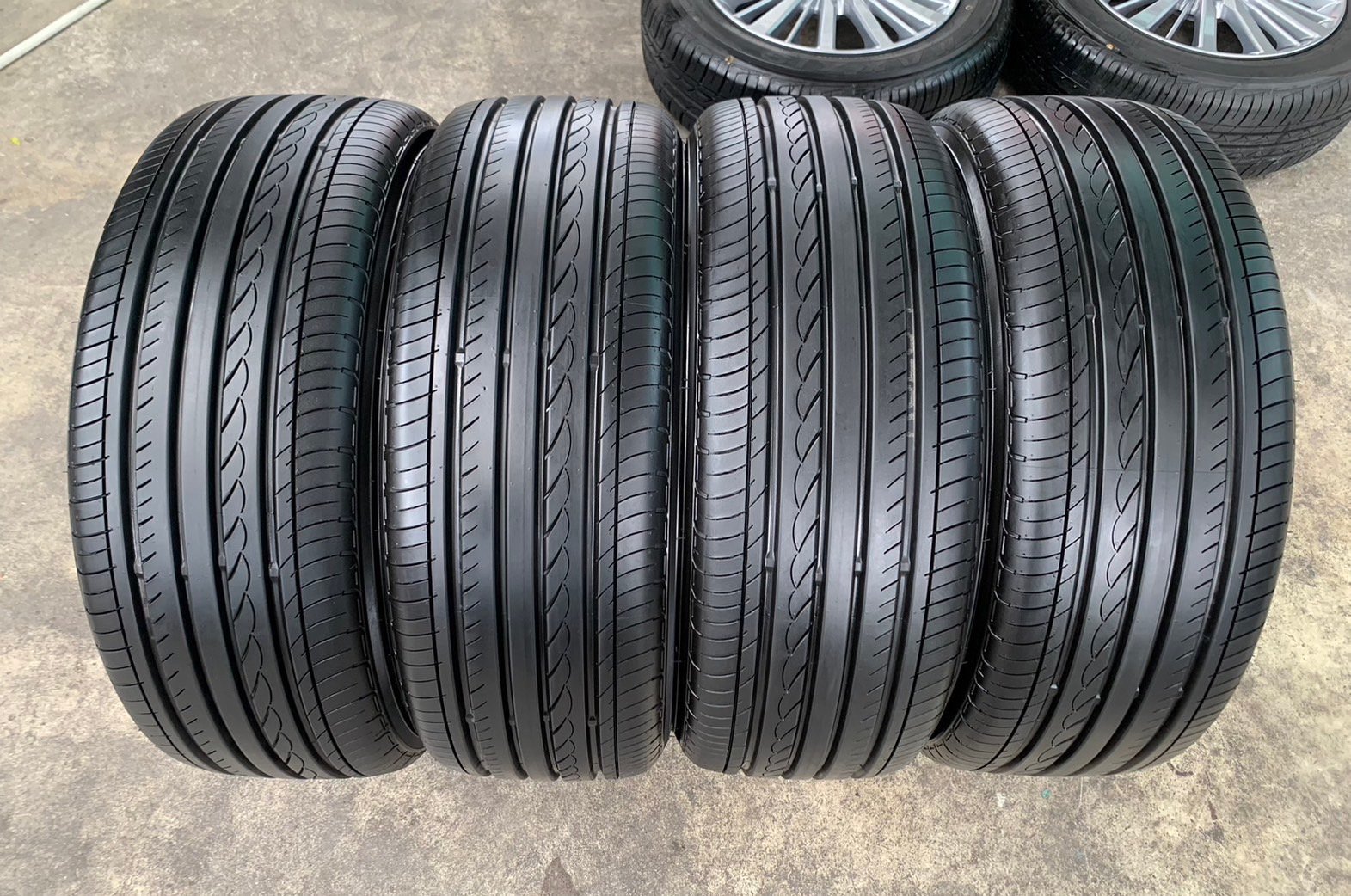 ล้อแม็ก Honda Civic FE Turbo RS ขอบ 17 สีดำ พร้อมยางป้ายแดง 215-50-17 Yokohama ปี 23