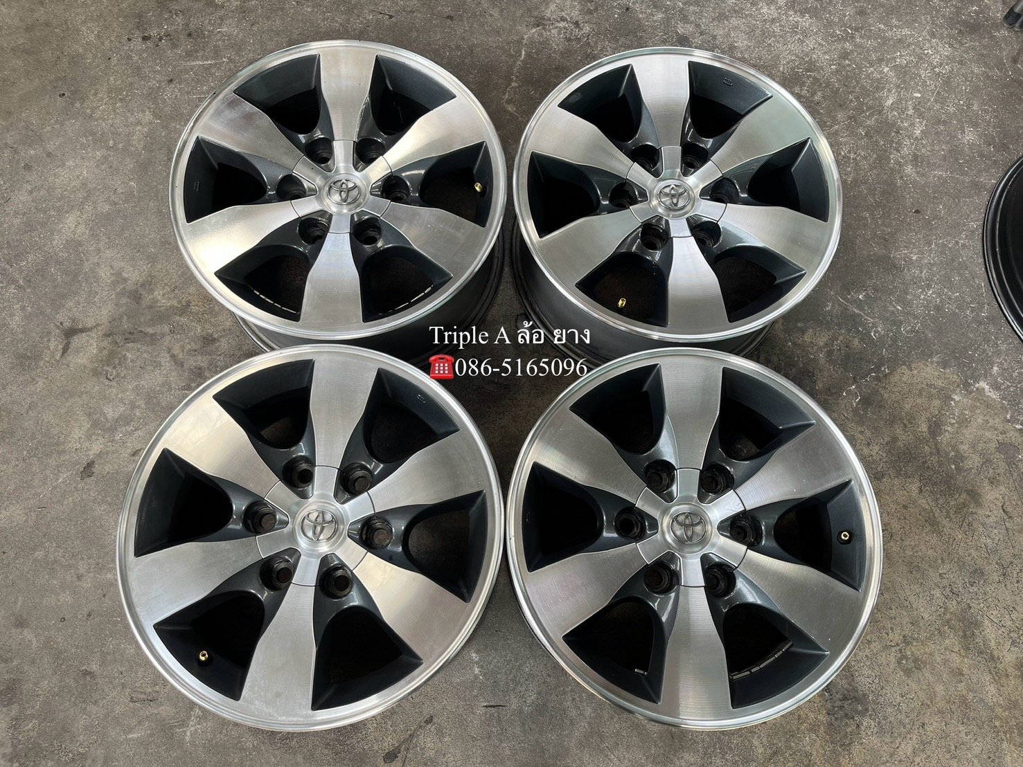 ล้อแม็ก 6รู139 Toyota Vigo ขอบ 16 เทาหน้าเงา สภาพสวย