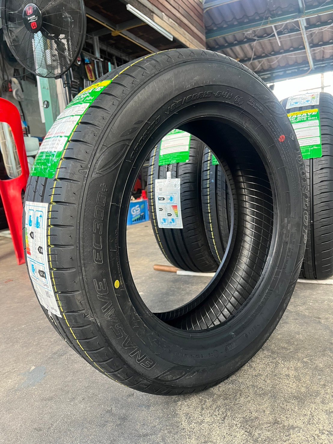 ยางใหม่ 185-60-15 Dunlop ปี 24 ใหม่กริ๊บๆ