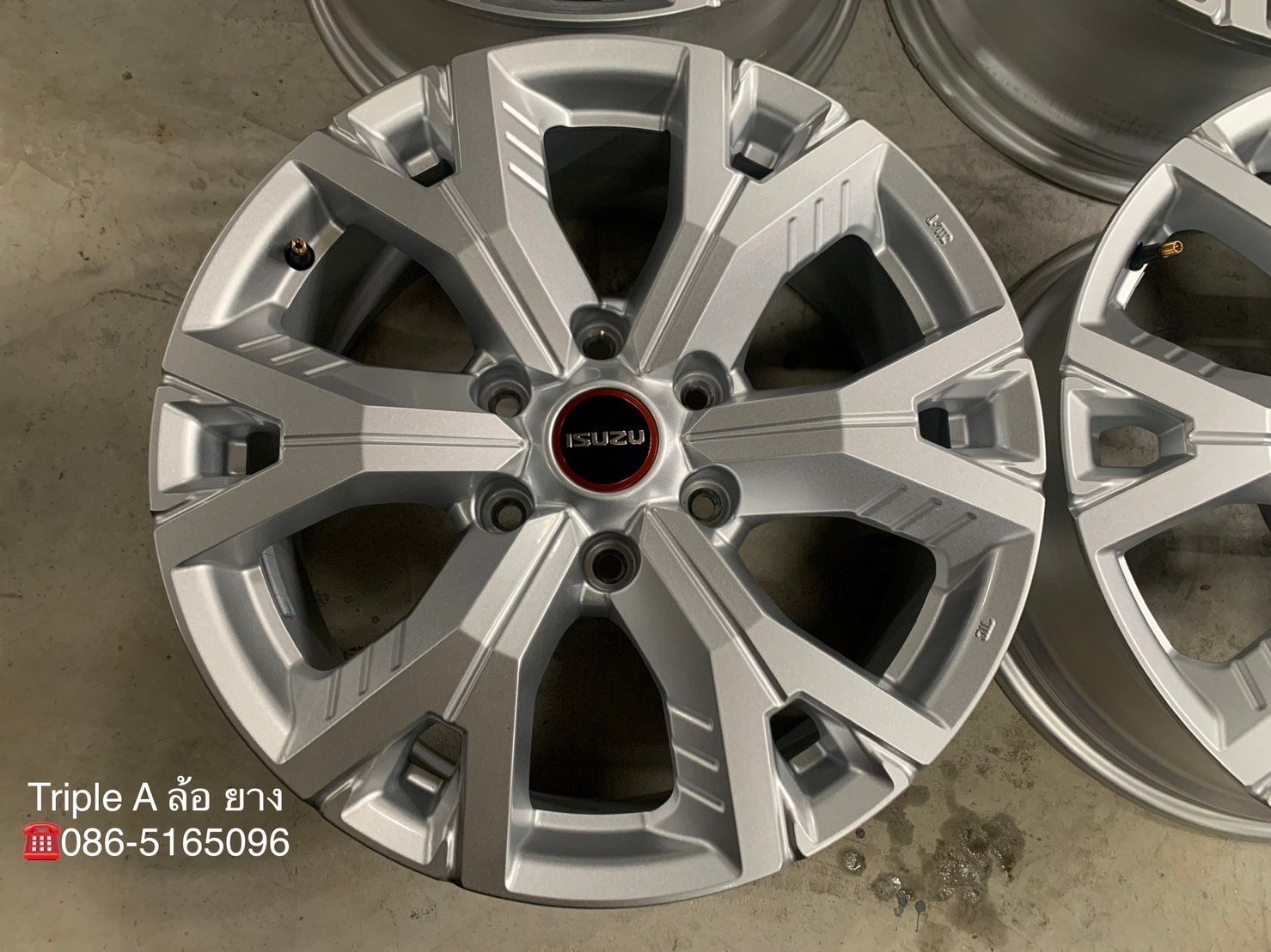 ล้อแม็กป้ายแดง ISUZU D-Max รุ่นใหม่ ขอบ 18 ใหม่กริ๊บ ล้อแม็กป้ายแดง ISUZU D-Max รุ่นใหม่ ขอบ 18 ใหม่กริ๊บ