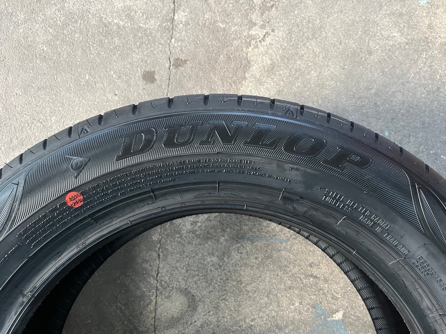 ยางใหม่ 185-60-15 Dunlop ปี 24 ใหม่กริ๊บๆ