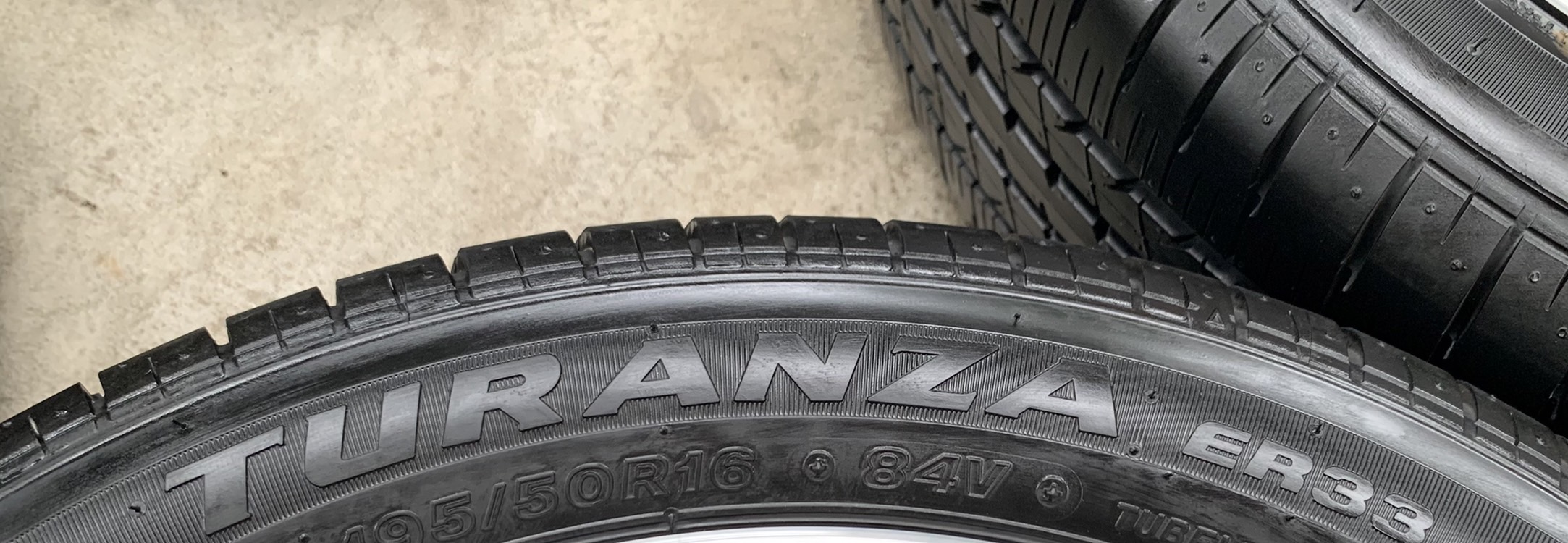 ยางป้ายแดง 195-50-16 Bridgestone ปี 21 ยางป้ายแดง 195-50-16 Bridgestone ปี 21