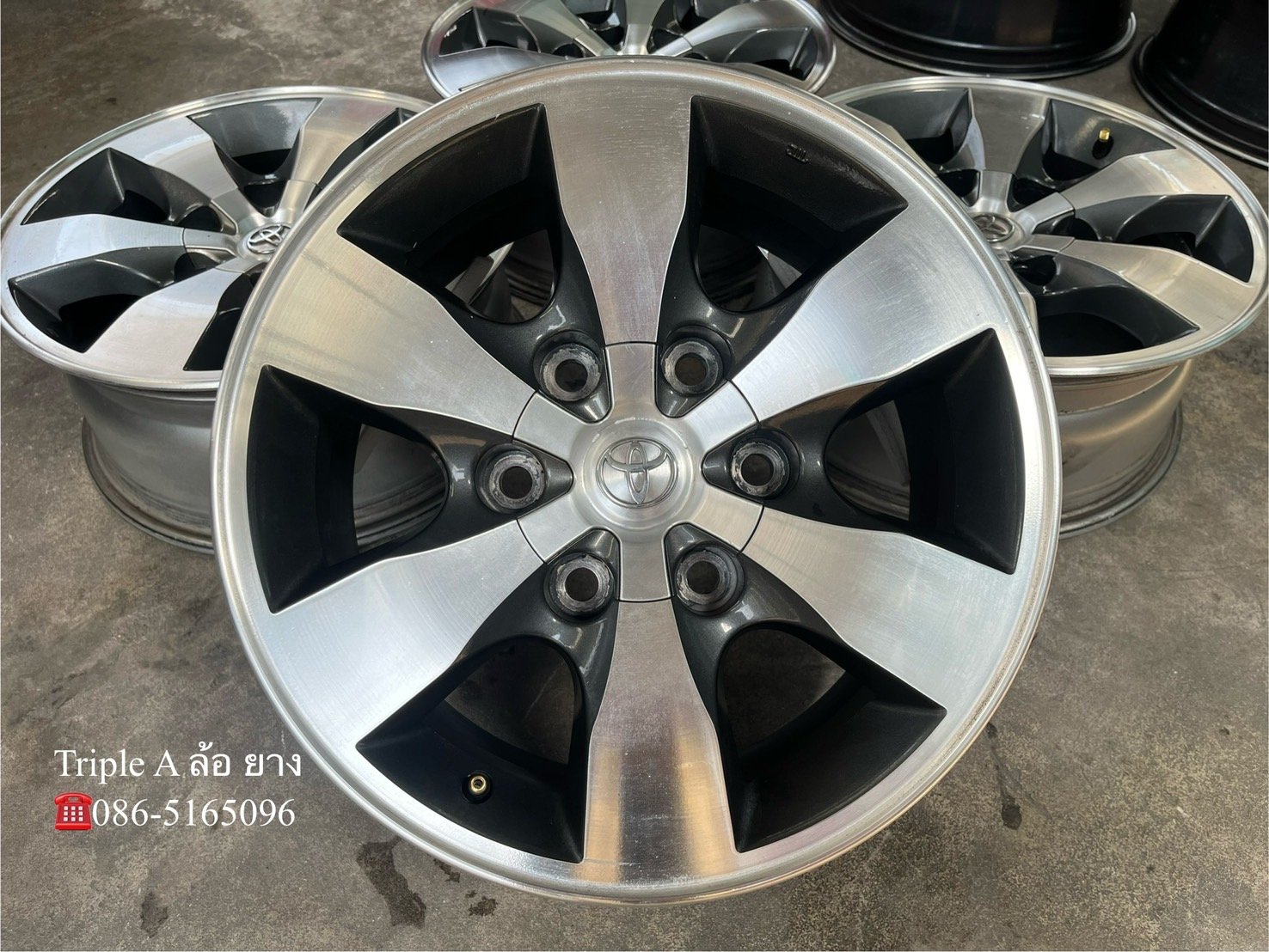 ล้อแม็ก 6รู139 Toyota Vigo ขอบ 16 เทาหน้าเงา สภาพสวย