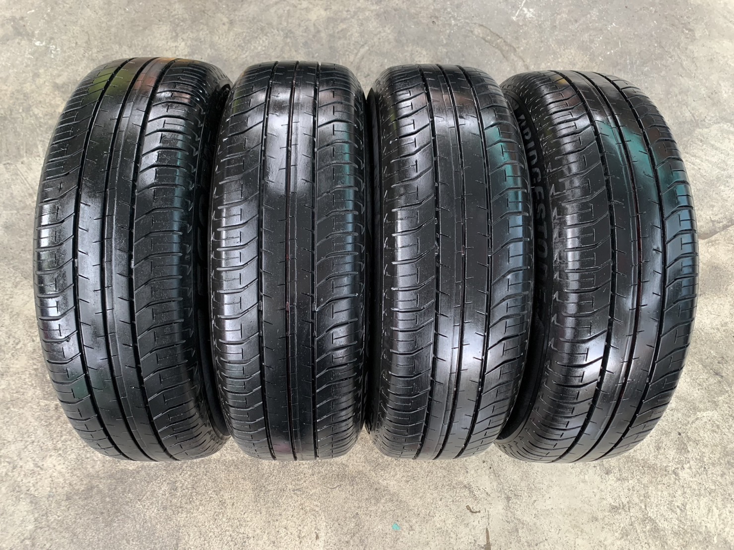ล้อแม็ก 5รู100 Toyota Altis ขอบ 15 พร้อมยาง 195-65-15 Bridgestone ปลายปี 19 ล้อแม็ก 5รู100 Toyota Altis ขอบ 15 พร้อมยาง 195-65-15 Bridgestone ปลายปี 19