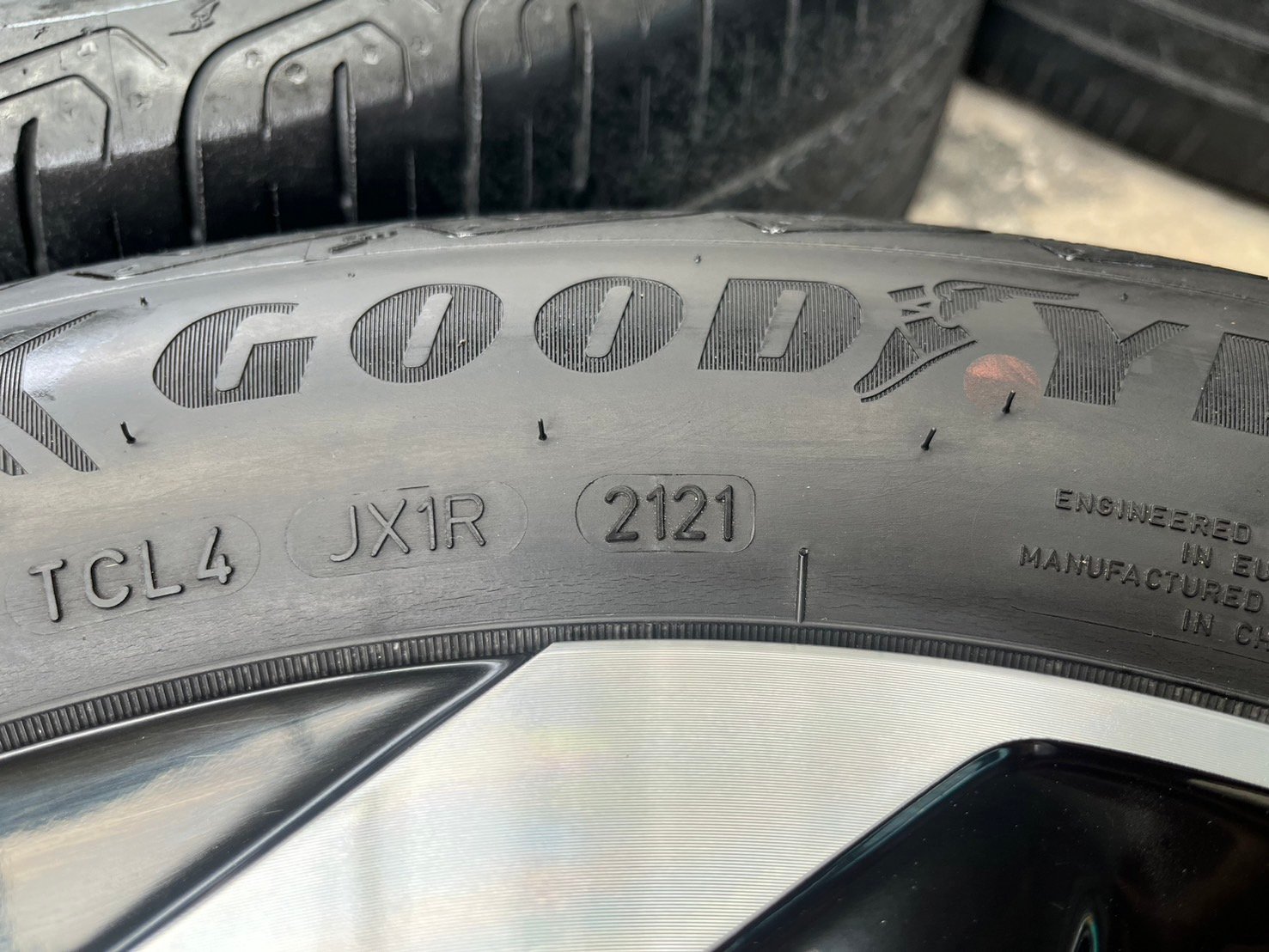 ล้อแม็ก 4รู100 BYD รุ่นใหม่ล่าสุด ขอบ 16 ดำหน้าเงา แถมยาง 195-60-16 Goodyear ปี 21