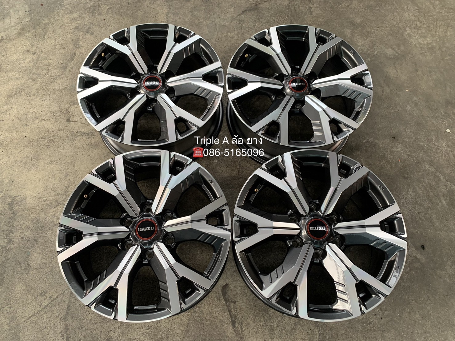 ล้อแม็กป้ายแดง ISUZU D-Max รุ่นใหม่ ขอบ 18 ดำหน้าเงา สวยกริ๊บ ล้อแม็กป้ายแดง ISUZU D-Max รุ่นใหม่ ขอบ 18 ดำหน้าเงา สวยกริ๊บ