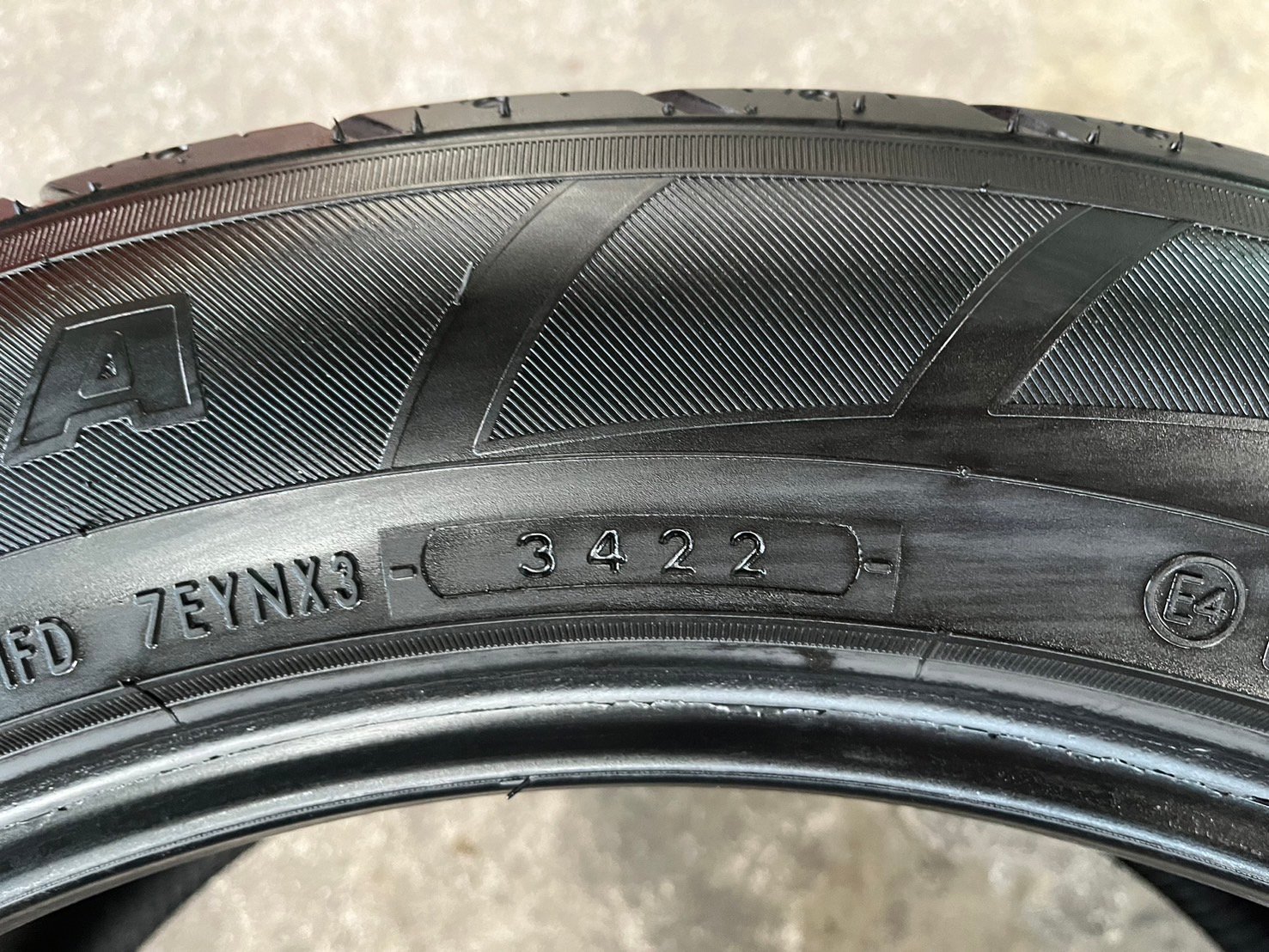 ยาง 265-50-20 Yokohama(Made in Japan) ปี 22 เหมาะสำหรับ รถกระบะตัวสูง และ SUV ทุกรุ่น ยาง 265-50-20 Yokohama(Made in Japan) ปี 22 เหมาะสำหรับ รถกระบะตัวสูง และ SUV ทุกรุ่น
