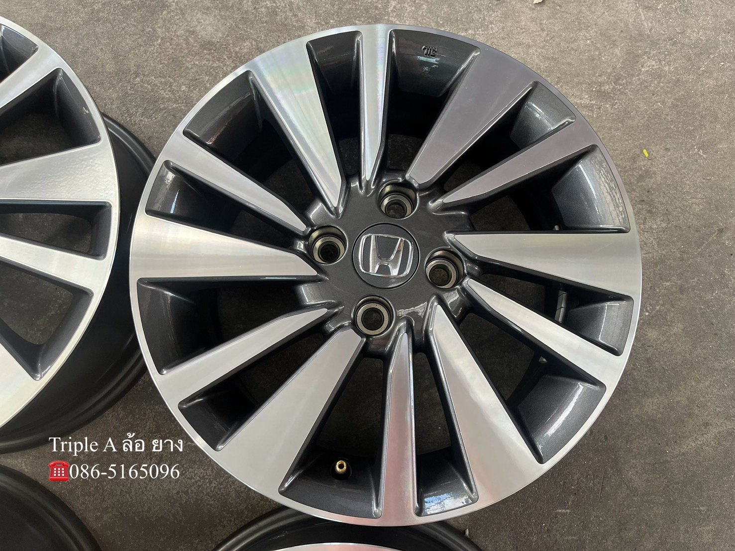 ล้อแม็กป้ายแดง Honda City SV รุ่นใหม่ล่าสุด ขอบ 15 เทาหน้าเงา ใหม่กริ๊บ