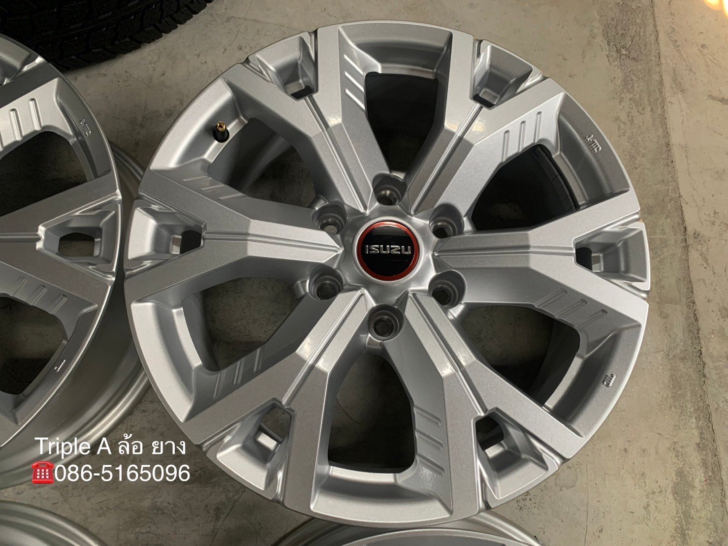 ล้อแม็กป้ายแดง ISUZU D-Max รุ่นใหม่ ขอบ 18 ใหม่กริ๊บ ล้อแม็กป้ายแดง ISUZU D-Max รุ่นใหม่ ขอบ 18 ใหม่กริ๊บ