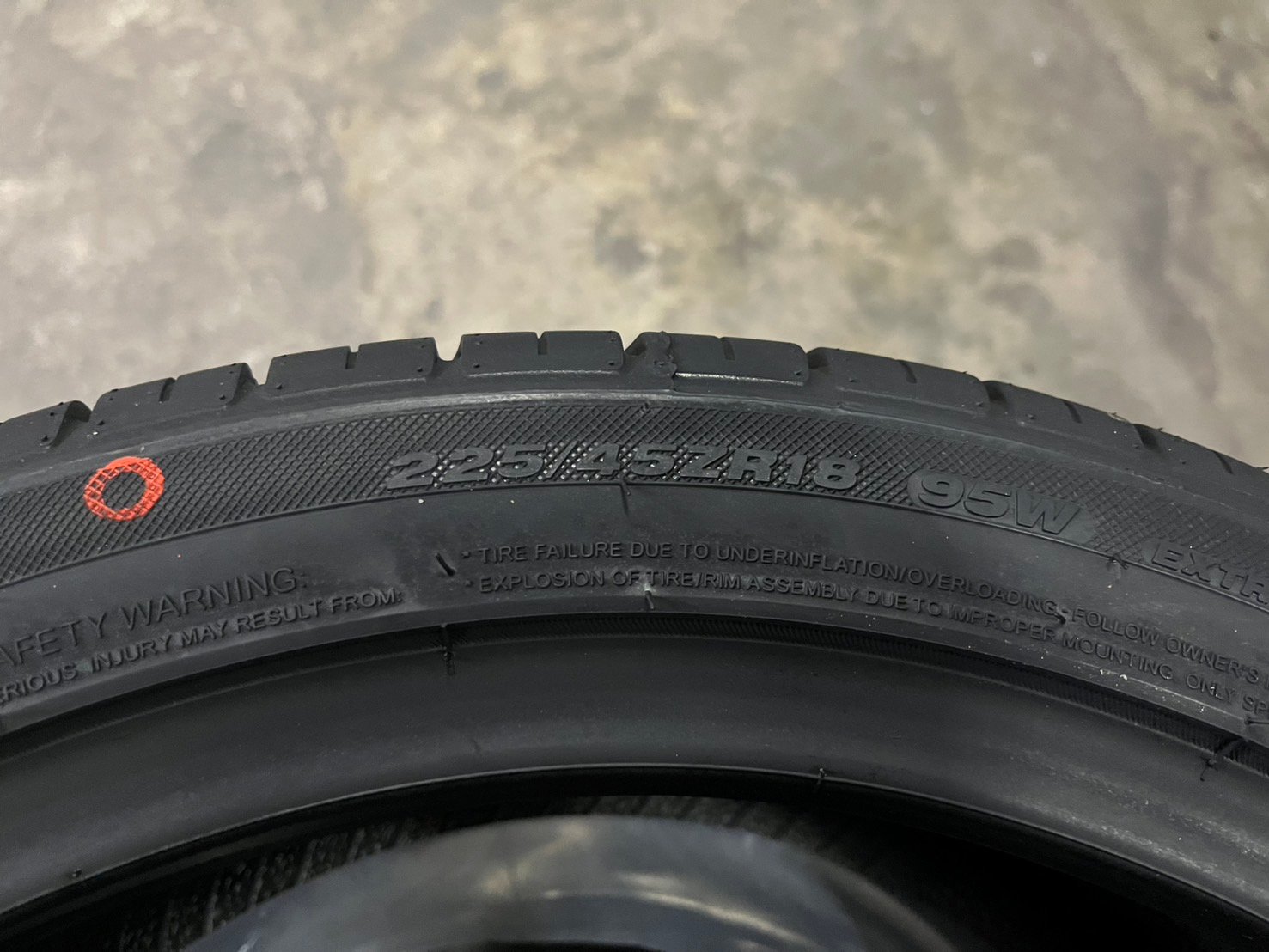 ล้อแม็กป้ายแดง Honda Civic HEV RS รุ่นใหม่ล่าสุด ขอบ 18 พร้อมยางใหม่ 225-45-18 GOODRIDE ปี 25 ล้อแม็กป้ายแดง Honda Civic HEV RS รุ่นใหม่ล่าสุด ขอบ 18 พร้อมยางใหม่ 225-45-18 GOODRIDE ปี 25