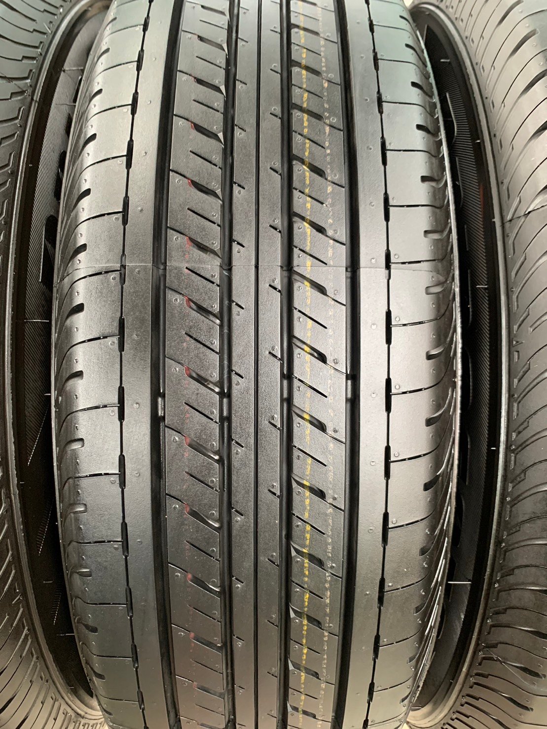 ล้อแม็กป้ายแดง ISUZU D-Max รุ่นใหม่ล่าสุด ขอบ 16 พร้อมยางป้ายแดง 215-70-16 Bridgestone ปี 23 ล้อแม็กป้ายแดง ISUZU D-Max รุ่นใหม่ล่าสุด ขอบ 16 พร้อมยางป้ายแดง 215-70-16 Bridgestone ปี 23