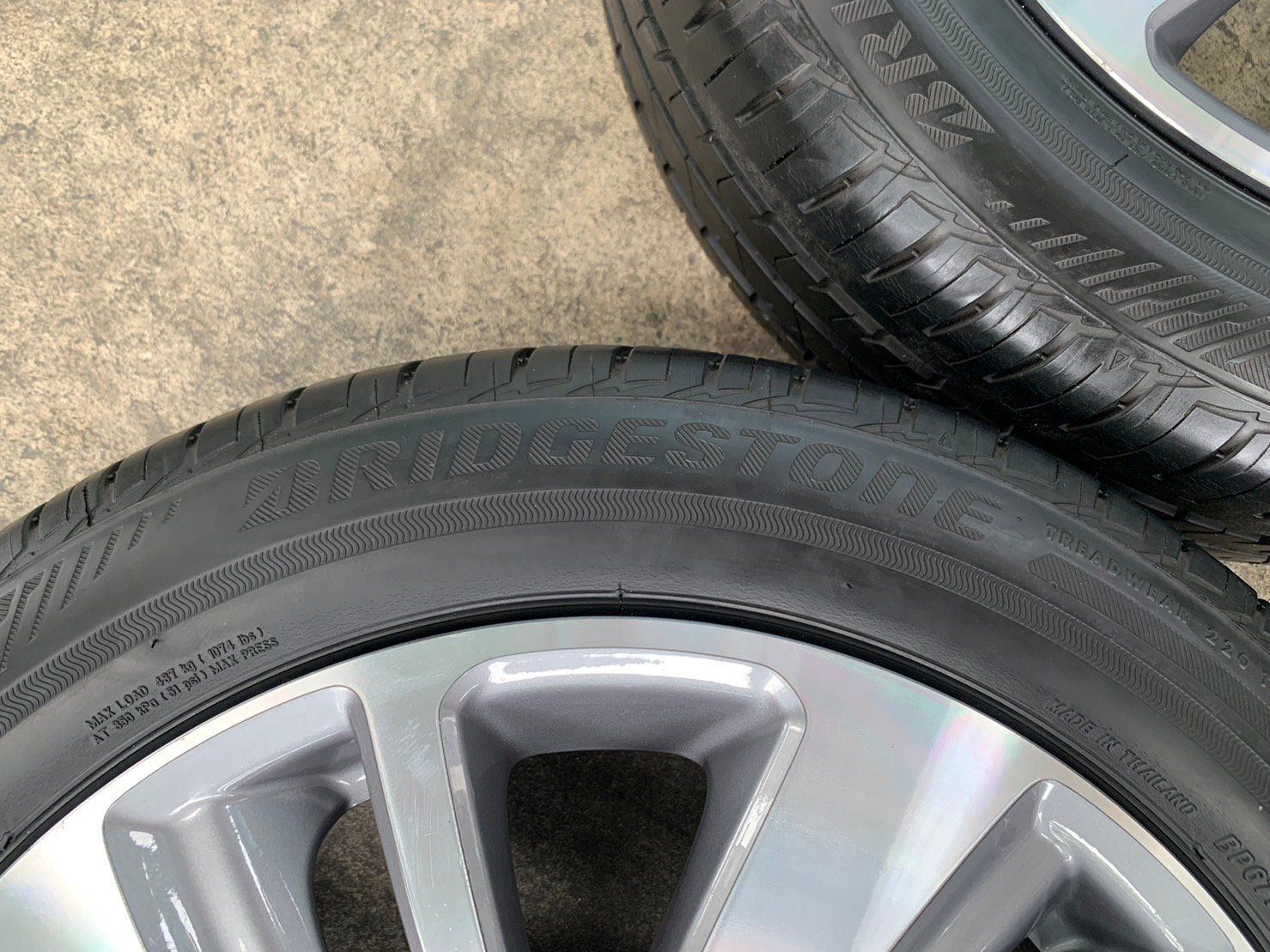 ล้อแม็ก Suzuki Swift รุ่นใหม่ล่าสุด ขอบ 16 พร้อมยาง 185-55-16 Bridgestone ปี 20 ล้อแม็ก Suzuki Swift รุ่นใหม่ล่าสุด ขอบ 16 พร้อมยาง 185-55-16 Bridgestone ปี 20