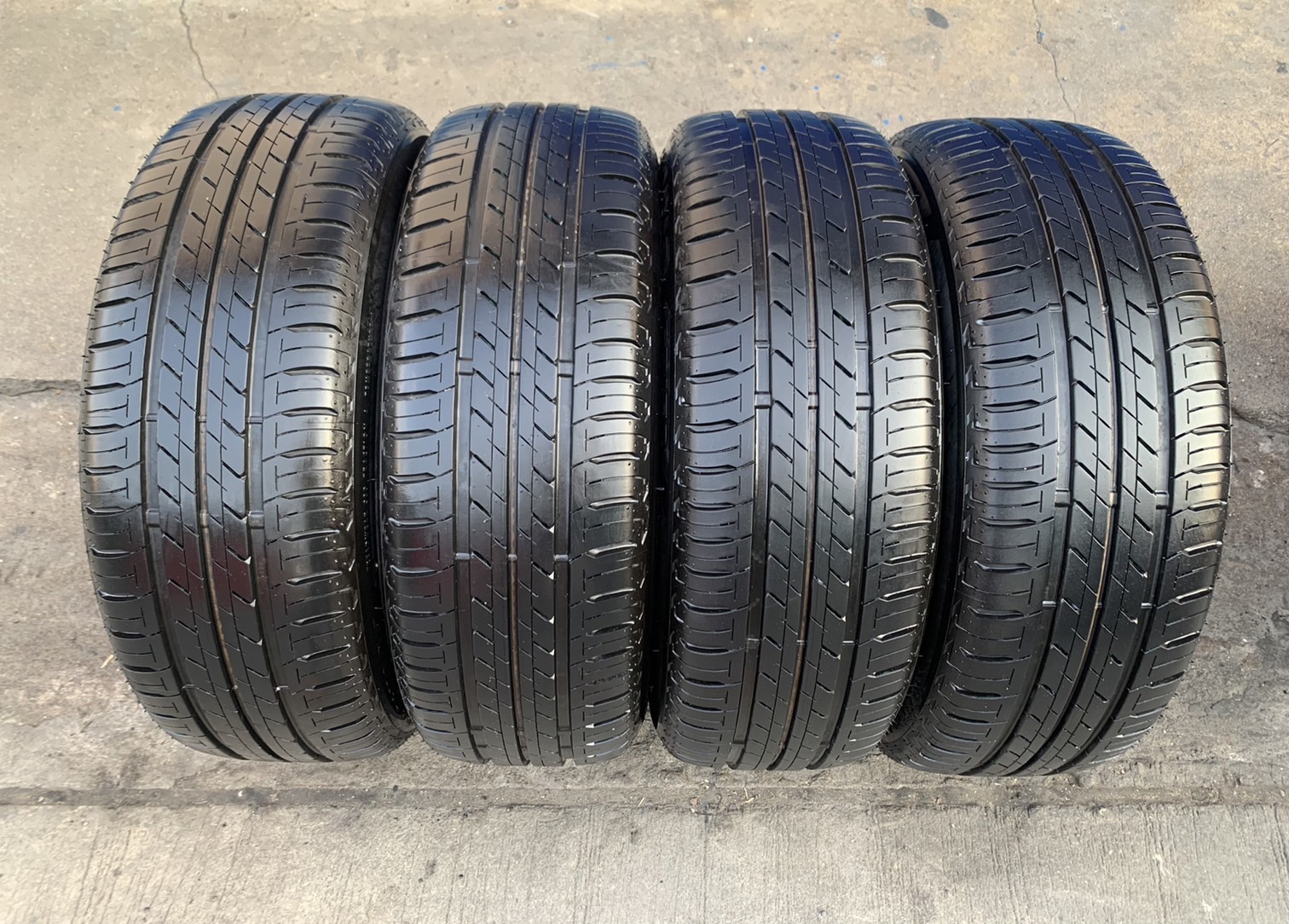 ล้อแม็กป้ายแดง Mitsu Xpander Special Edition รุ่นใหม่ ขอบ 16 สีดำ พร้อมยางน้องๆป้ายแดง 205-55-16 Bridgestone ปี 21 ล้อแม็กป้ายแดง Mitsu Xpander Special Edition รุ่นใหม่ ขอบ 16 สีดำ พร้อมยางน้องๆป้ายแดง 205-55-16 Bridgestone ปี 21