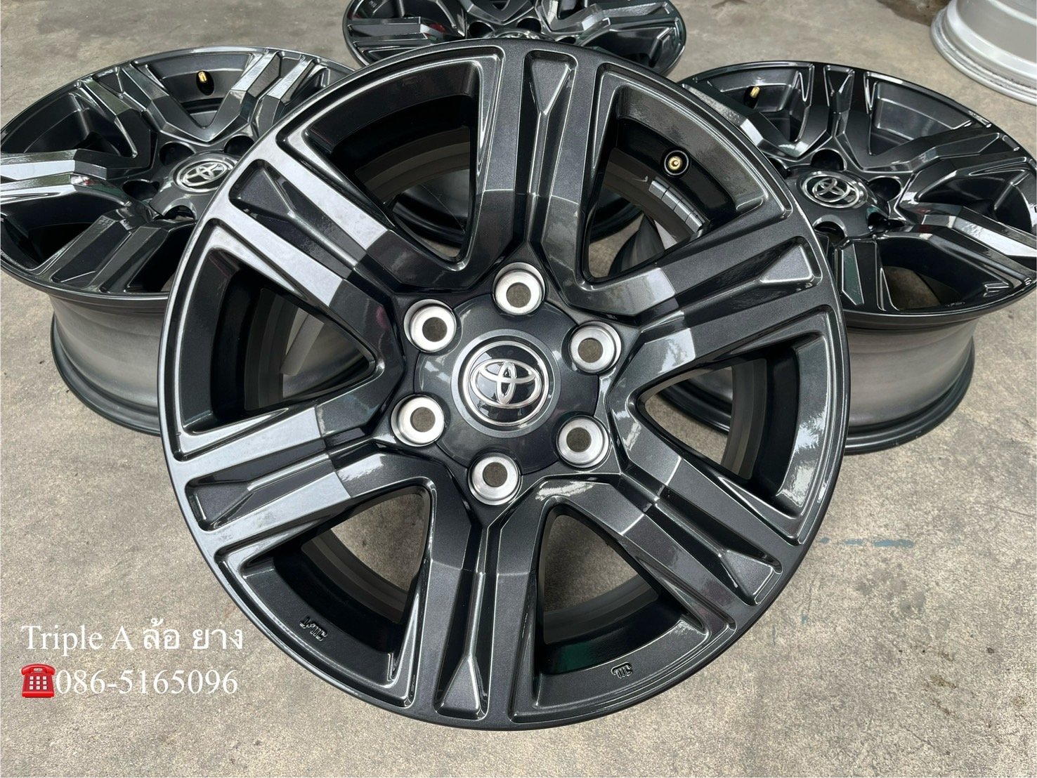 ล้อแม็กป้ายแดง Toyota Revo รุ่นใหม่ล่าสุด ขอบ 17 ใหม่กริ๊บ