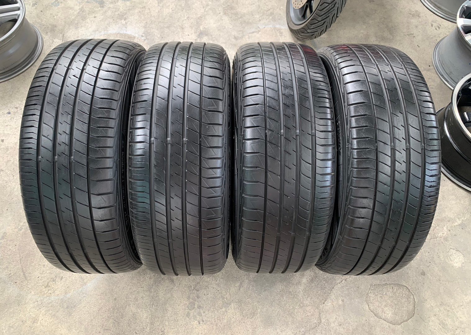 ล้อแม็ก Honda Accord G8 ขอบ 17 สีเทากัน พร้อมยาง 215-55-17 Dunlop ปี 20 ล้อแม็ก Honda Accord G8 ขอบ 17 สีเทากัน พร้อมยาง 215-55-17 Dunlop ปี 20