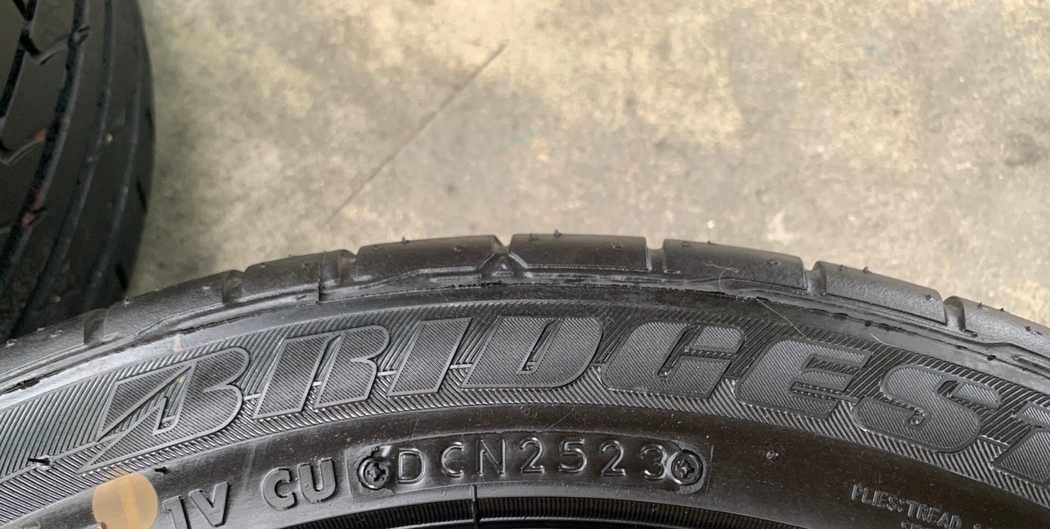 ยางป้ายแดง 175-55-15 Bridgestone ปี 23 ยางป้ายแดง 175-55-15 Bridgestone ปี 23