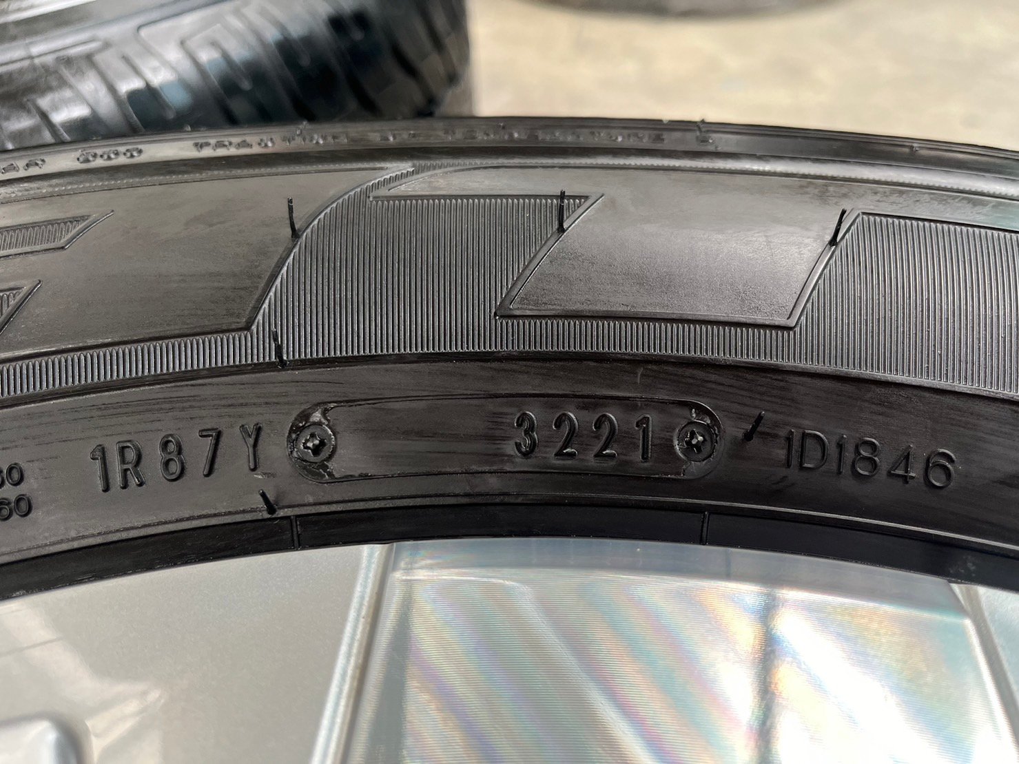 ล้อแม็ก Chevrolet Colorado ขอบ 17 บอร์นหน้าเงา พร้อมยาง 265-65-17 Dunlop ปี 21 ล้อแม็ก Chevrolet Colorado ขอบ 17 บอร์นหน้าเงา พร้อมยาง 265-65-17 Dunlop ปี 21