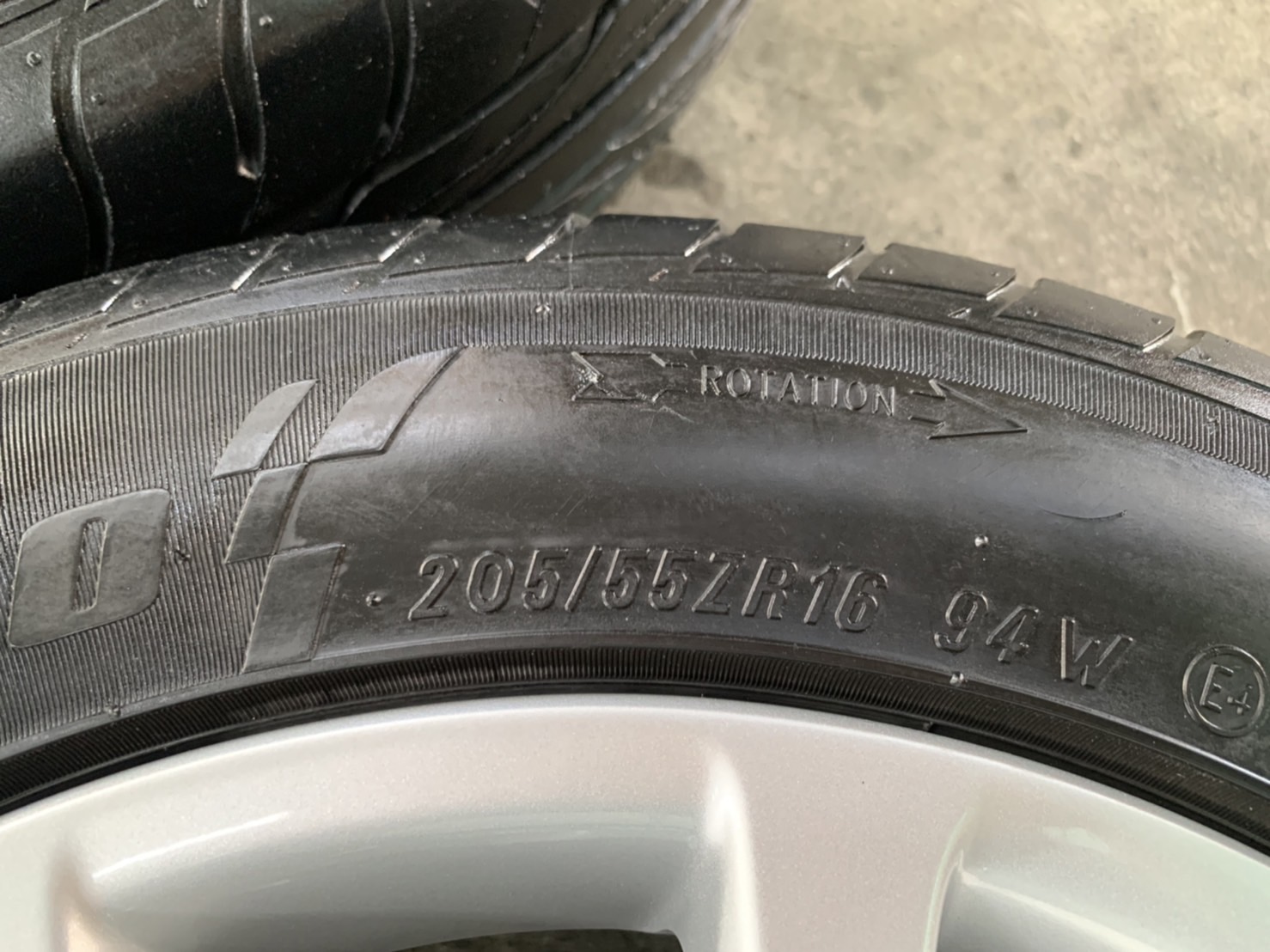 ล้อแม็ก Honda Civic FC ขอบ 16 สีบอร์น พร้อมยาง 205-55-16 MAXXIS ปลายปี 17