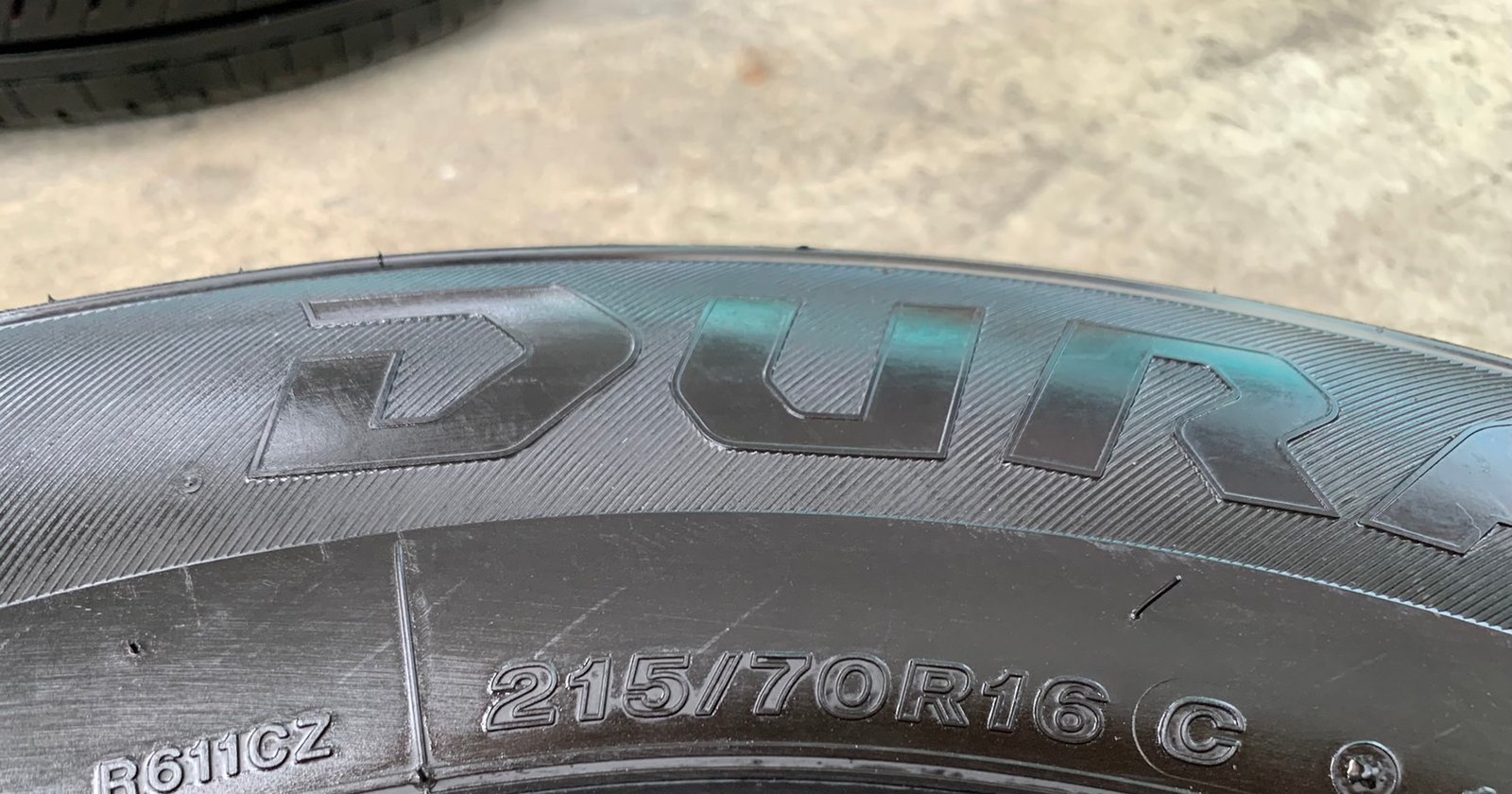 ล้อแม็กป้ายแดง ISUZU D-Max รุ่นใหม่ล่าสุด ขอบ 16 พร้อมยางป้ายแดง 215-70-16 Bridgestone ปี 22 ล้อแม็กป้ายแดง ISUZU D-Max รุ่นใหม่ล่าสุด ขอบ 16 พร้อมยางป้ายแดง 215-70-16 Bridgestone ปี 22