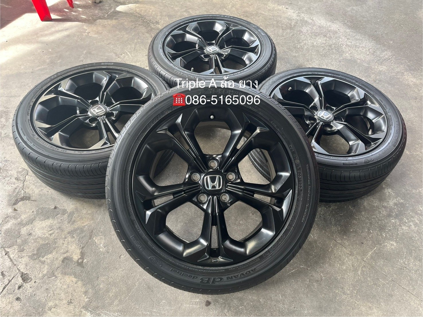 ล้อแม็ก Honda Civic FE Turbo RS ขอบ 17 สีดำ พร้อมยางป้ายแดง 215-50-17 Yokohama ปี 23