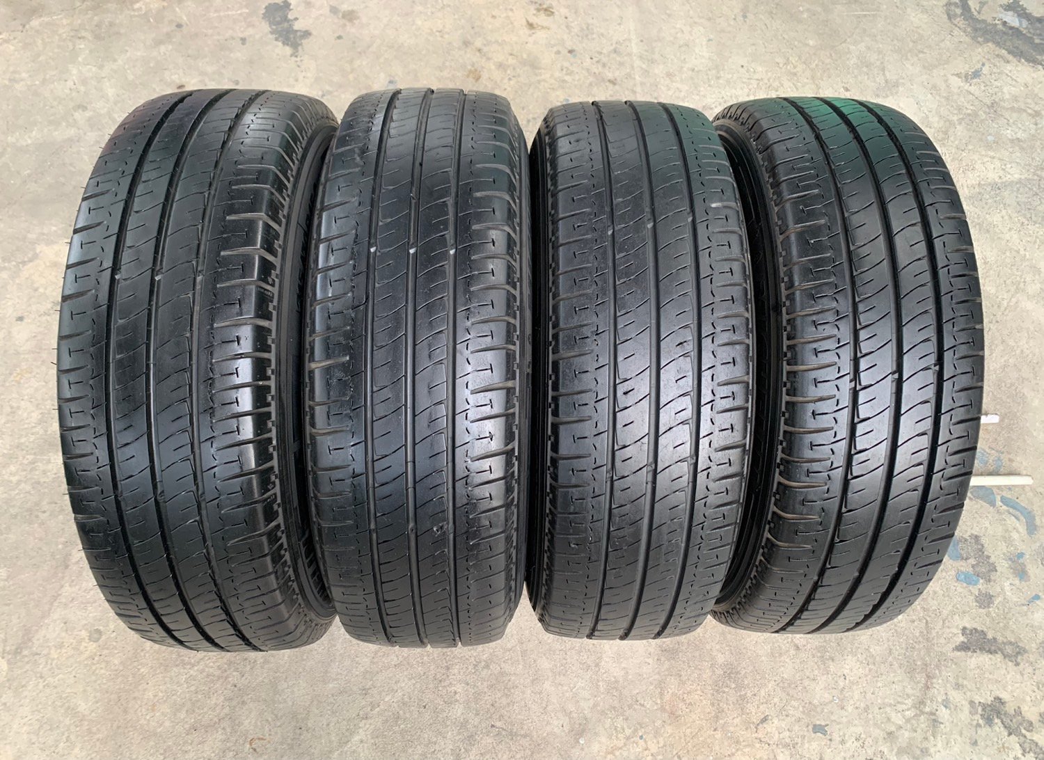 ล้อกระทะพร้อมยาง 6รู139 ISUZU ขอบ 15 ล้อกระทะพร้อมยาง 6รู139 ISUZU ขอบ 15
